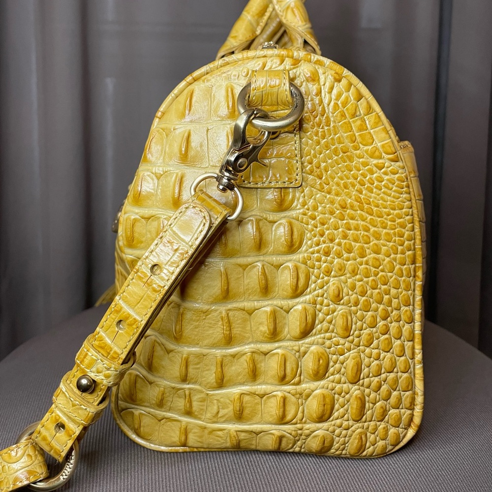 🔆 Brahmin “Sadie Soleil” Satchel — Buttercup Melbourne

The Buttercup Edit - Picture 3 of 4